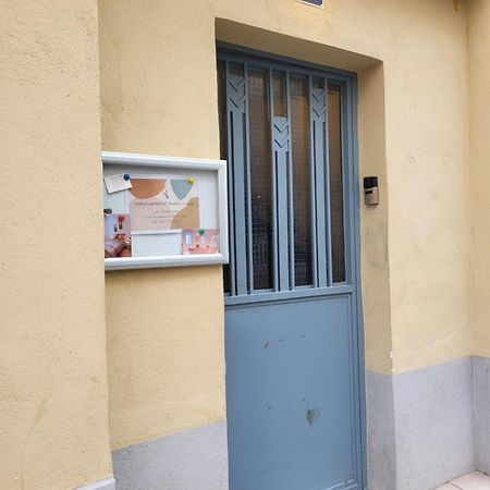Entre Arenes Et Maison Carree P1 Nîmes Kültér fotó